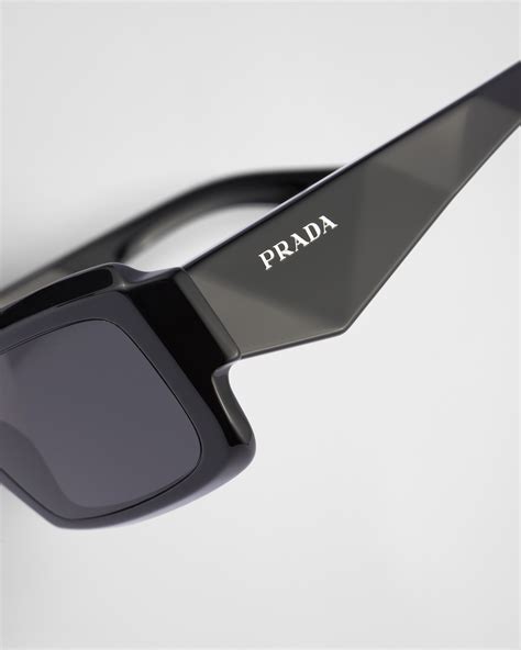 prada lunette de soleil|p119269 prada.